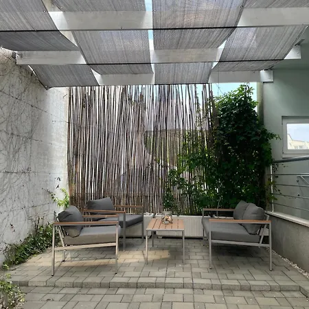 4 Enjoy * كومارنا