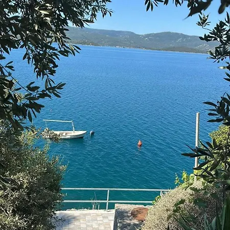 4 Enjoy * كومارنا