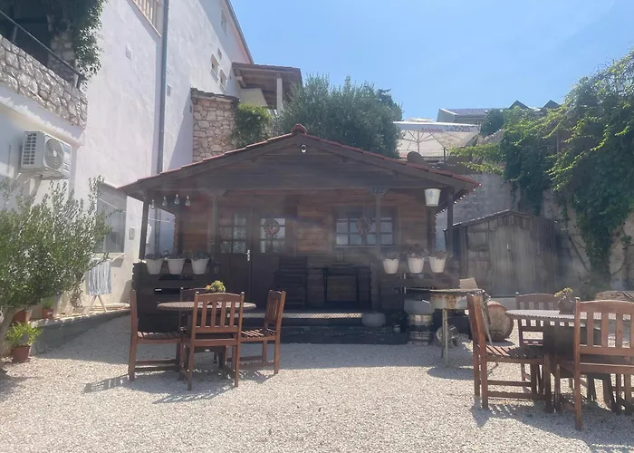 4 Enjoy דירה קומרנה