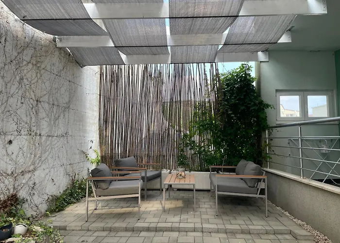 4 Enjoy * קומרנה